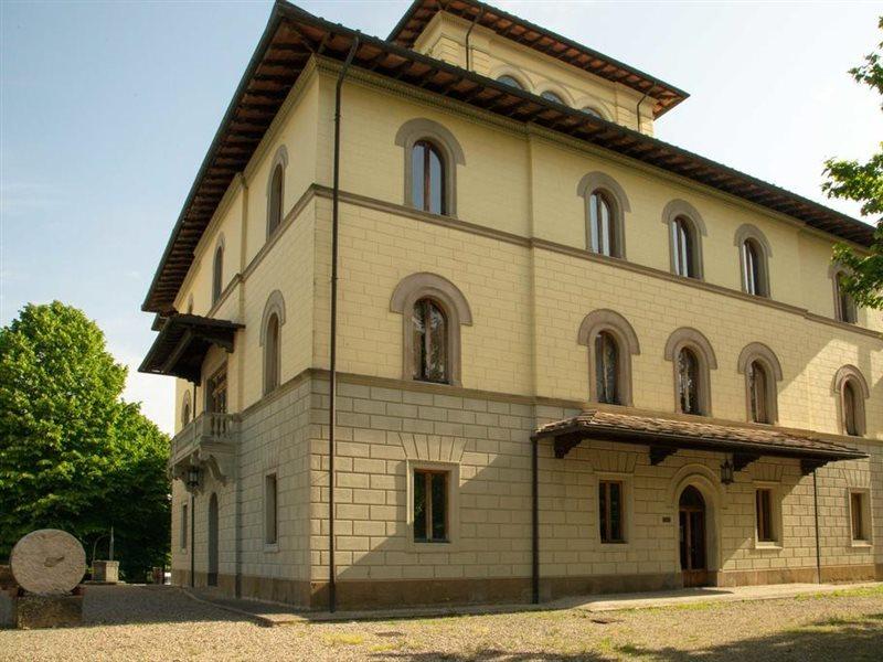 Hotel Montarioso 3*